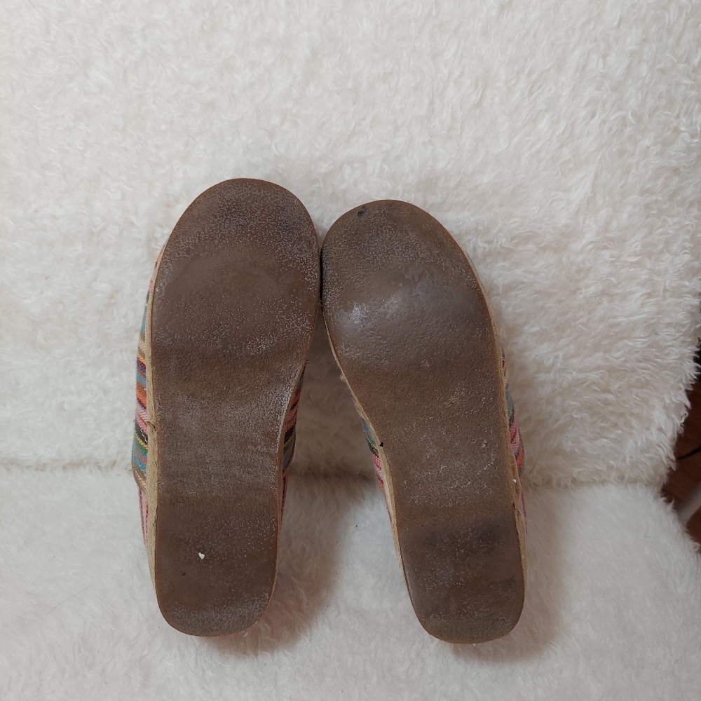 Clogs - Picture 3 of 5